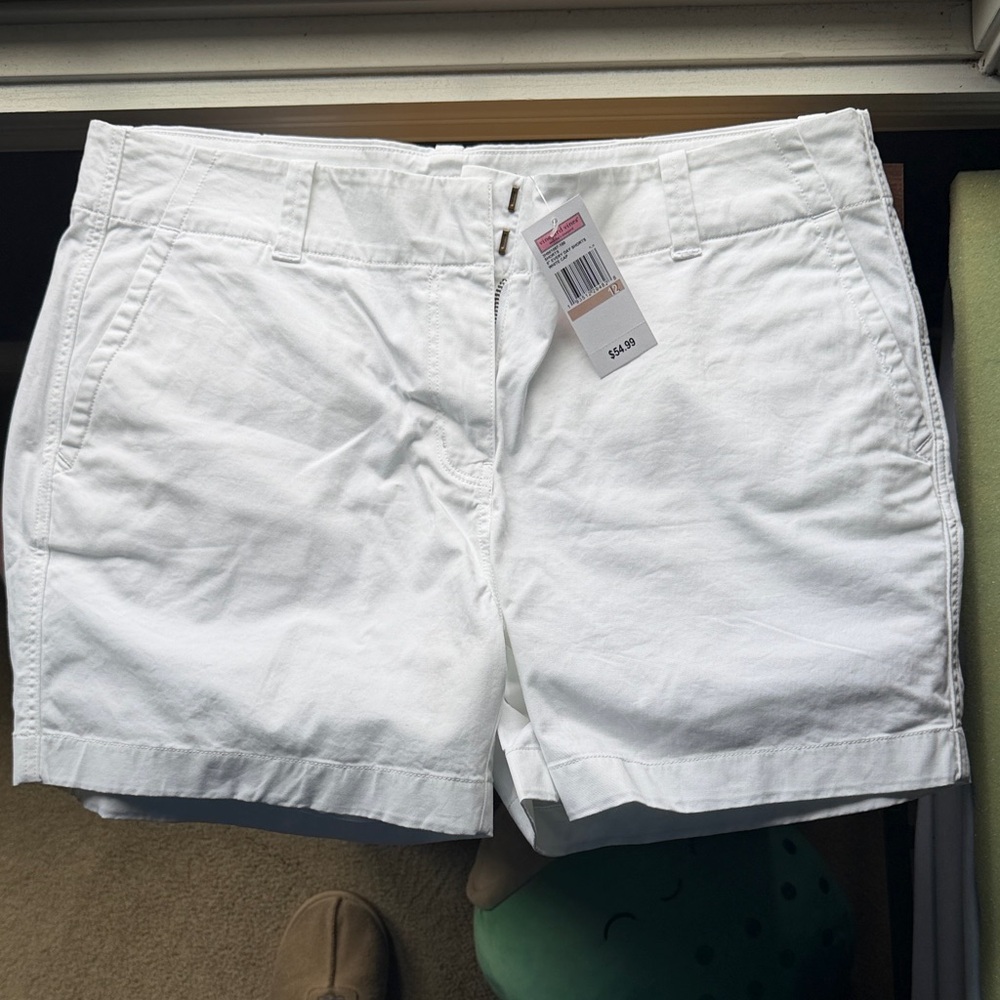 NWT Vineyard Vines White Casual Bermuda Shorts